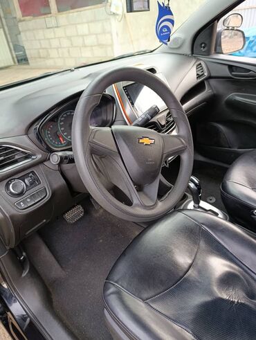 Chevrolet: Chevrolet Spark: 2017 г., 1 л, Автомат, Бензин, Хэтчбэк — 6