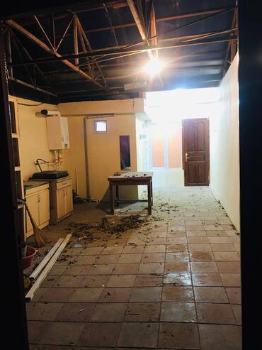 Həyət evləri və villaların satışı: 3 otaqlı, 92 kv. m, Orta təmir — 4