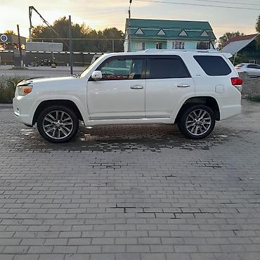 Унаа: Toyota 4Runner: 2010 г., 4 л, Автомат, Бензин, Жол тандабас — 1