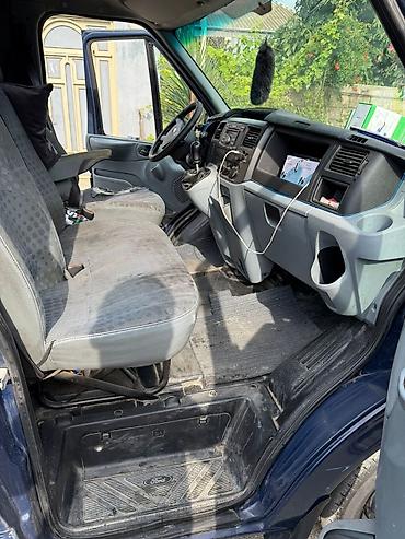 turbo az ford transit 8 1: Ford Transit: 2.2 l | 2011 il 222000 km Van body type — 6