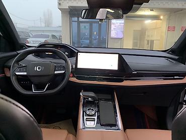 Changan: Changan Qiyuan Q05: 2023 г., 1.5 л, Вариатор, Электромобиль, Кроссовер — 10