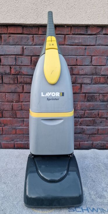 Mašine za čišćenje i održavanje: LAVOR Pro Sprinter – profesionalna mašina za pranje — 1
