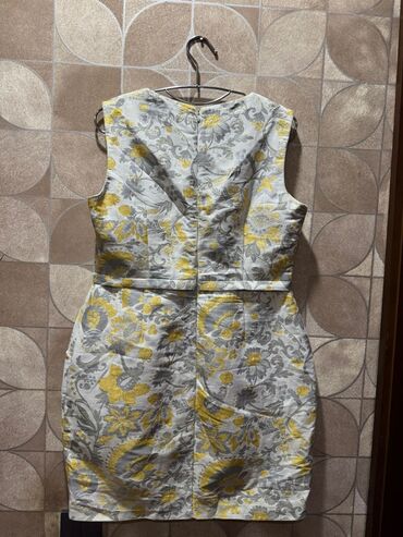 Dəstlər, kostyumlar: Qadın geyimləri dəsti – 4 ədəd 1) Qara qısa don (NIKKIE, ölçü S) - — 9