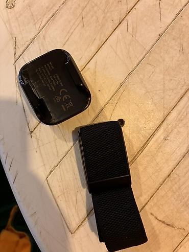 Smart qolbaqlar: Məhsul: Whoop 4.0 fəaliyyət izləyicisi (sensor və qara toxumalı bilək — 3