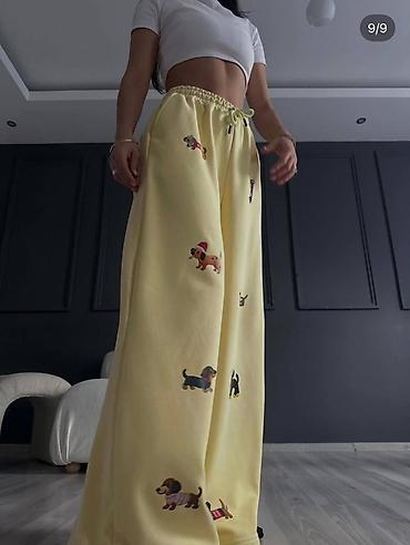 domyos helanke: Najlsadji donji delovi 🦮🦮🦮
Vel: s/m i l/xl
Cena: 3100 rsd — 6