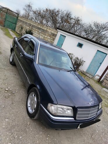 Mercedes-Benz: Mercedes-Benz C 180: 1.8 l | 1993 il Sedan