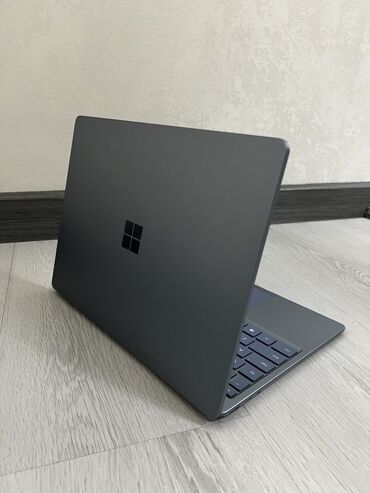 Ноутбуки: Ноутбук, Microsoft Surface, 8 ГБ ОЗУ, Intel Core i5, 13.1 ", Для работы, учебы, память SSD