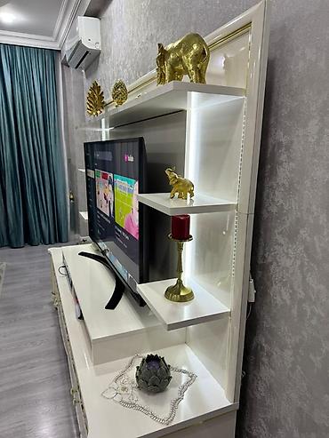 metbex mebelleri ve qiymetleri: İşlənmiş, Düz TV altlığı, Polkalı — 1