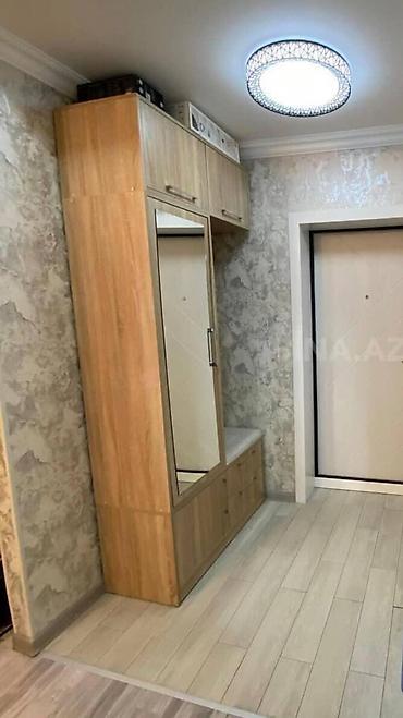 Dehliz dolabı 100 AZN. Hündürlük 2.35 Eni 1.2 Dərinlik 45. Ünvan. Yeni