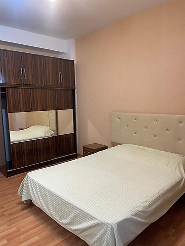 studio menziller: Xetai metrosu na yaxin 28 may yolunun ustunde yerlesen yasayis — 7