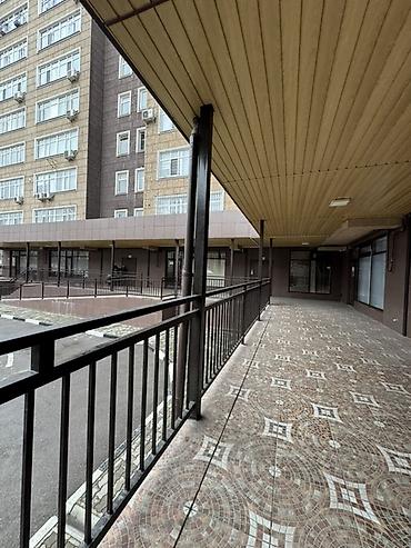 Аренда помещений свободного назначения: 🔥Продаётся просторная 3-комнатная квартира в 5 микрорайоне! Напротив — 2