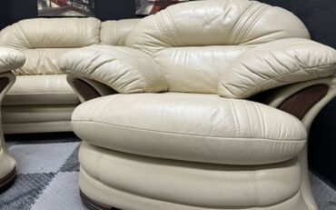 мебель из германии: Түз диван, түсү - Саргыч боз, Колдонулган