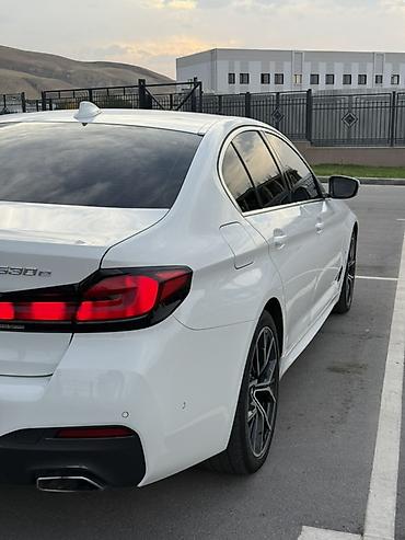 Продажа авто: BMW 530: 2021 г., 2.5 л, Автомат, Гибрид, Седан — 9