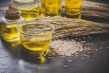 мясо на ошском рынке: Рисовое масло в наличии 40 л. В канистр — 2