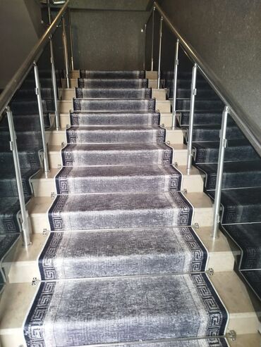 Digər döşəmə materialları: Xalçası, kovrolin və vinil/linoleum örtükləri - Pilləkənlər üçün — 53