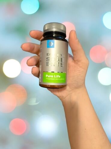 sampon za brzi rast kose dm: Bočica dijetetskog suplementa Pure Life, deo linije Essential