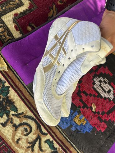 женские брендовые туфли недорого: Asics matblazer