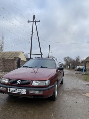 Volkswagen: Volkswagen Passat: 1994 г., 1.8 л, Механика, Бензин, Универсал