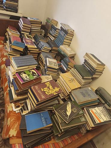 футляр: Книги от 10 до 100 сом. Адрес 8 микрорайон 14 дом. Я часто бываю в — 3