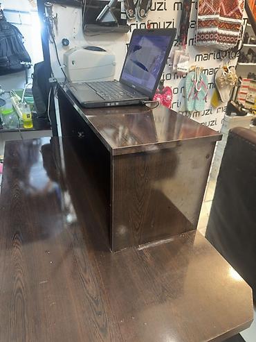 Düz masa, Parlaq laminat, Zəmanətsiz, Kredit yoxdur lalafo.az -da Düz masa, Parlaq laminat, Zəmanətsiz, Kredit yoxdur