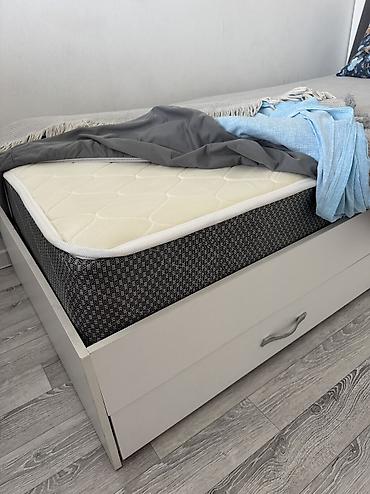 bed sheets: Продам кровать-есть 3шт, 200-90см, с ящиками и матрацем. Цена указана — 2