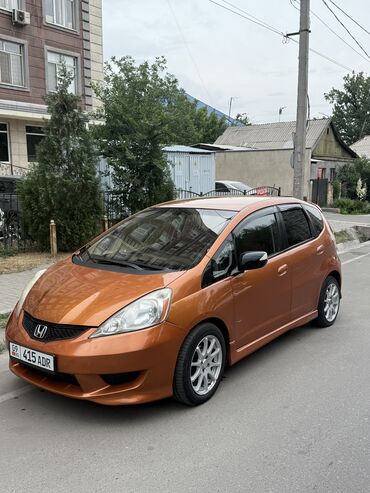 купить хонда: Honda Fit: 2009 г., 1.5 л, Автомат, Бензин