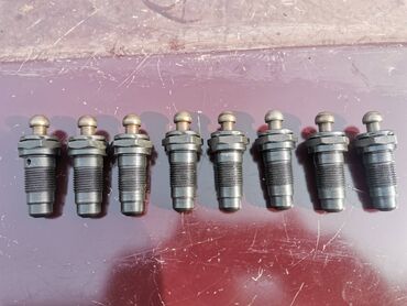 Auto delovi: Hidropodizac Lada 21214i Niva 1.7i. Polovno, ocuvano. Skinuto sa — 1