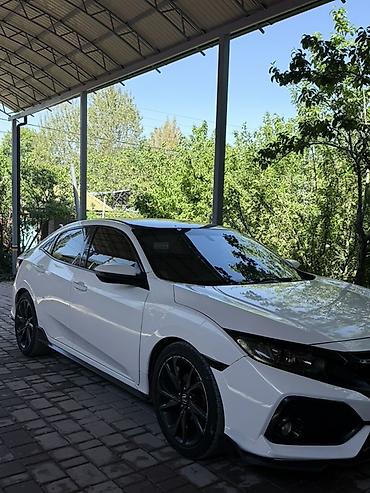 civik: Honda Civic: 2018 г., 1.5 л, Вариатор, Бензин, Хэтчбэк — 5