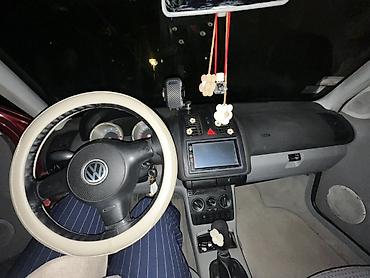 Prodaja automobila: Volkswagen Polo, hečbek, bordo boja, 5 vrata. Ključne karakteristike — 9