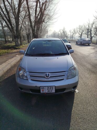 Toyota: Toyota ist: 2003 г., 1.3 л, Автомат, Бензин