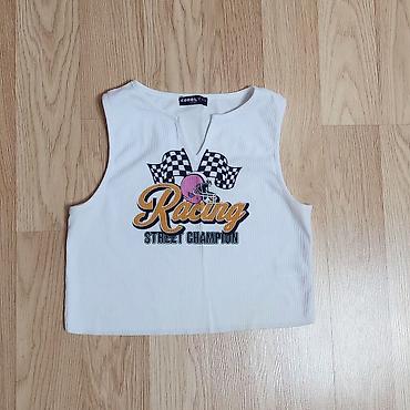 salvar: Qadınlar üçün qolsuz crop top - Rəng: Ağ - Üst hissədə mini V-kəsimli — 3
