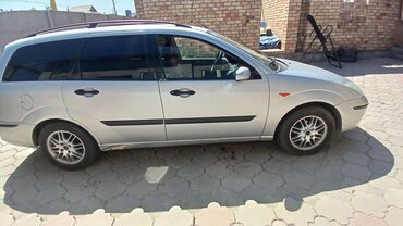 машина для перевозки: Ford Focus: 2003 г., 1.6 л, Механика, Бензин, Универсал