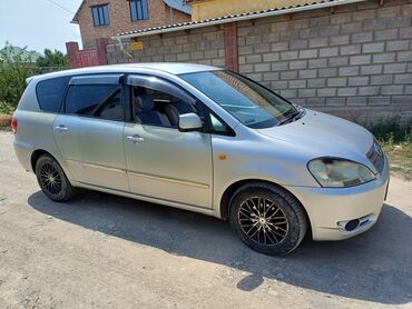 Toyota: Toyota Ipsum: 2002 г., 2.4 л, Автомат, Бензин, Минивэн — 8