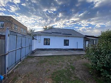 Продажа коттеджей и домов: 🏡🔥 СРОЧНО ПРОДАЁТСЯ ДОМ В СЕЛЕ ВОСТОК! 📍 Свердловский район, Бишкек — 4