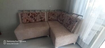 Kreslolar: Künc divan, Divan, Bazasız, Açılmayan