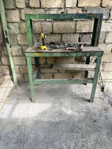 3 faza generator: Metall karkaslı iş masası (verstaq) - Material: qalın profilli metal