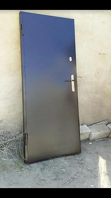 Giriş qapıları: Seyf qapılar Münasib qapılar Dəmir qapı Ev qapıları Çöl qapısı — 7