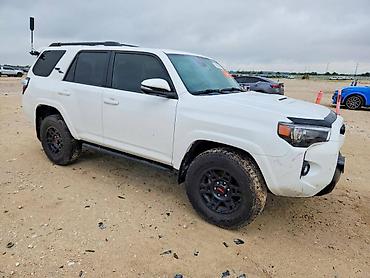 inter: Toyota 4Runner: 2023 г., 4 л, Автомат, Бензин — 2