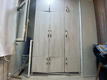 Dolablar: Mebel dolabı – 3 bölməli, çoxqapılı model - Rəng və tekstura: Açıq — 3