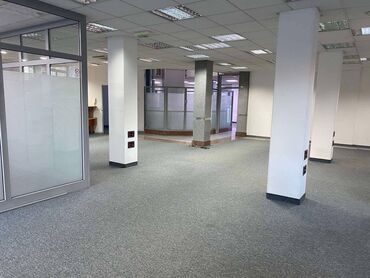Poslovni prostor: Izdaje se ekskluzivan poslovni prostor 350m2 u poslovnoj zgradi na — 7