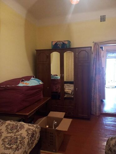 Uzunmüddətli kirayə evlər: 100 kv. m, 3 otaqlı — 6