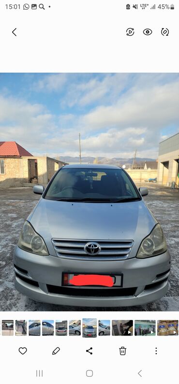 Toyota: Toyota Ipsum: 2004 г., 2.4 л, Автомат, Бензин, Минивэн