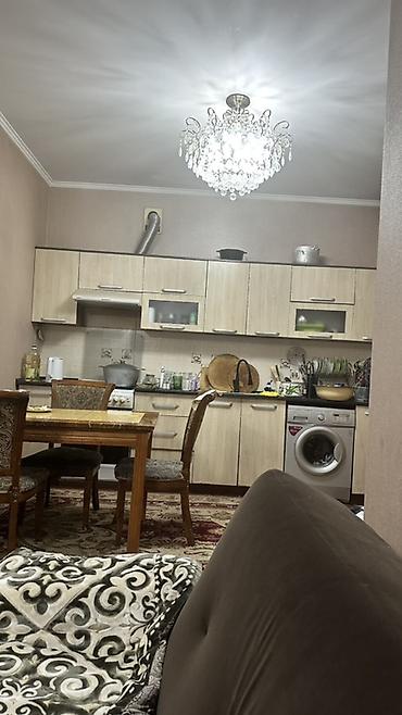 продаю кухонный мебель: Кухонная мебель - Прямой кухонный комплект из светлых ламинированных — 1