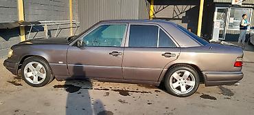 124 салон: Mercedes-Benz W124: 1994 г., 3.2 л, Автомат, Бензин, Седан — 4