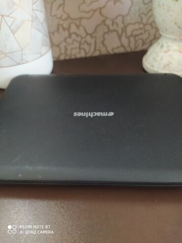 islenmis notebook satisi: AMD V120, 64 çox GB, 13.5 "