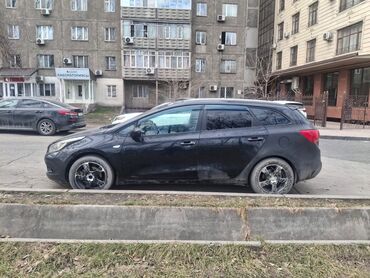 Kia: Kia Ceed: 2014 г., Автомат, Бензин, Универсал — 4