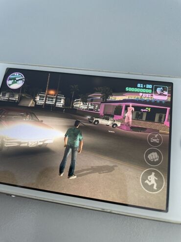 Apple iPhone: IPhone 4S, Ağ — 20