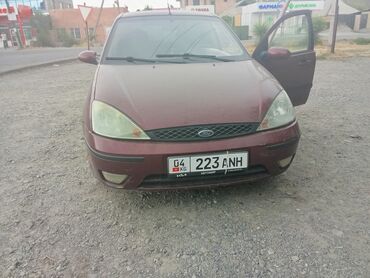 шевроле камаро цена: Автомобиль Ford Focus красного цвета, пятидверный хэтчбек. Оснащен