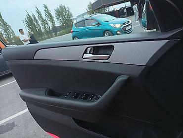 родном окрасе: Hyundai Sonata: 2020 г., Автомат, Бензин, Седан — 6