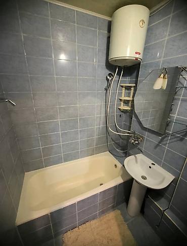 Продажа квартир: 2 комнаты, 52 м², Манаса/Боконбаева 105 серия, 4 этаж, Косметический ремонт — 4